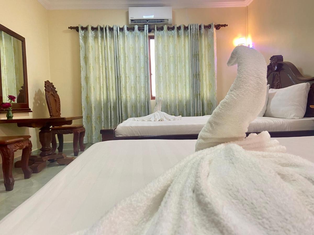 Savet Guesthouse Stoeng Treng Екстериор снимка