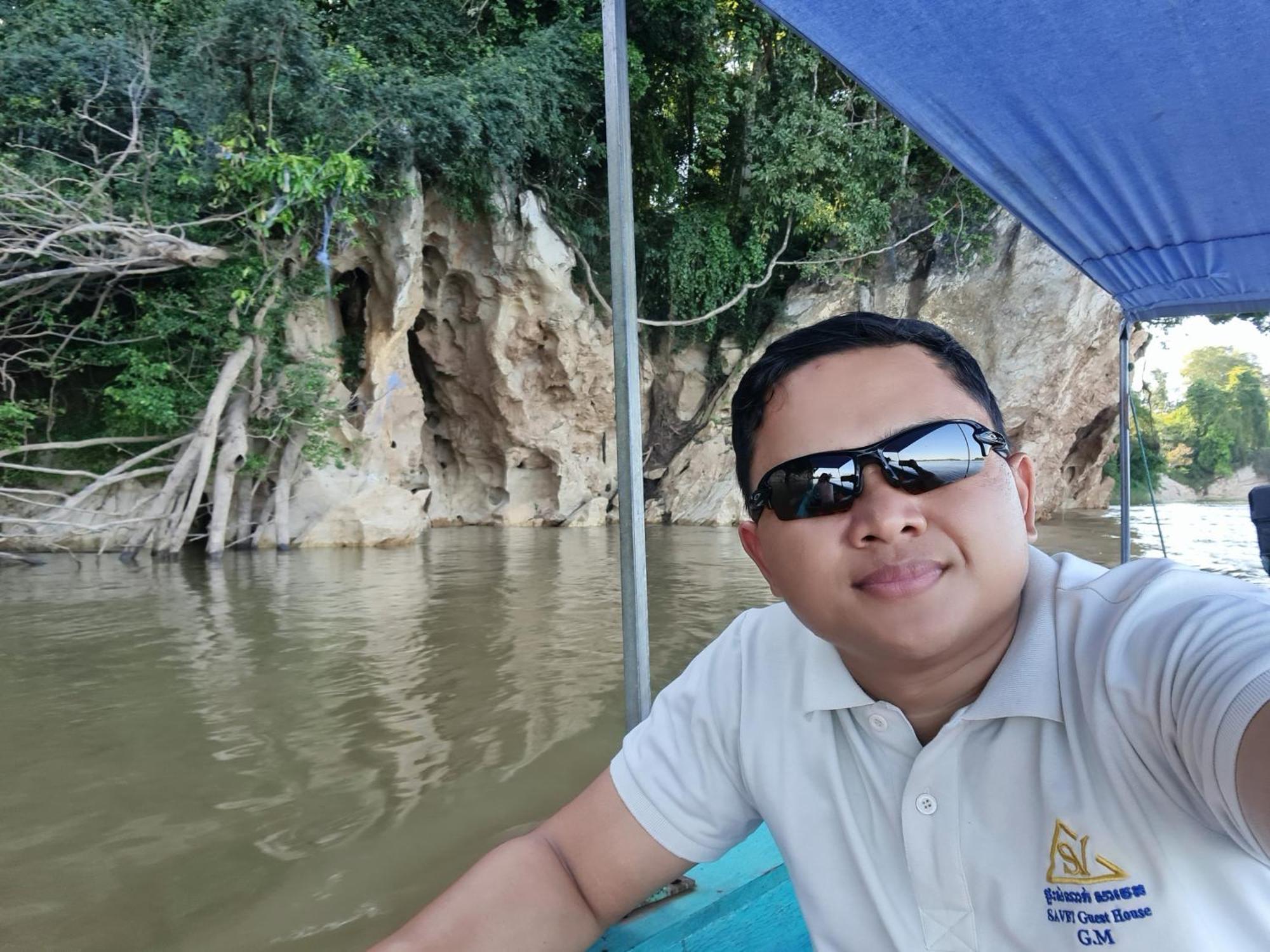 Savet Guesthouse Stoeng Treng Екстериор снимка