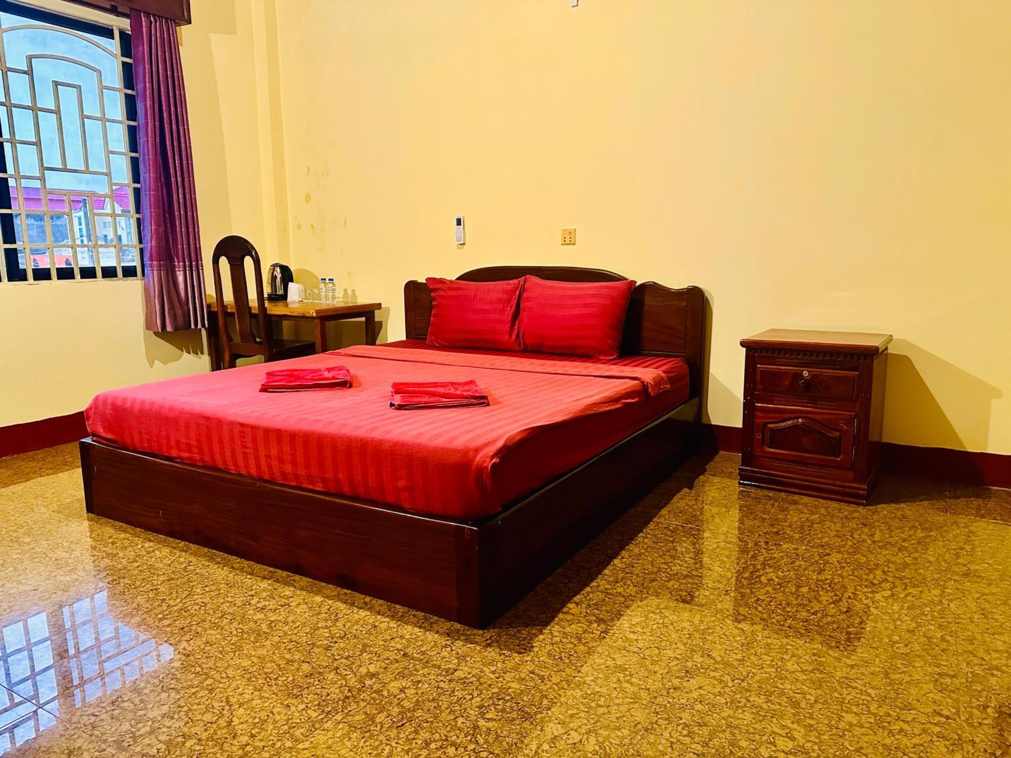 Savet Guesthouse Stoeng Treng Екстериор снимка
