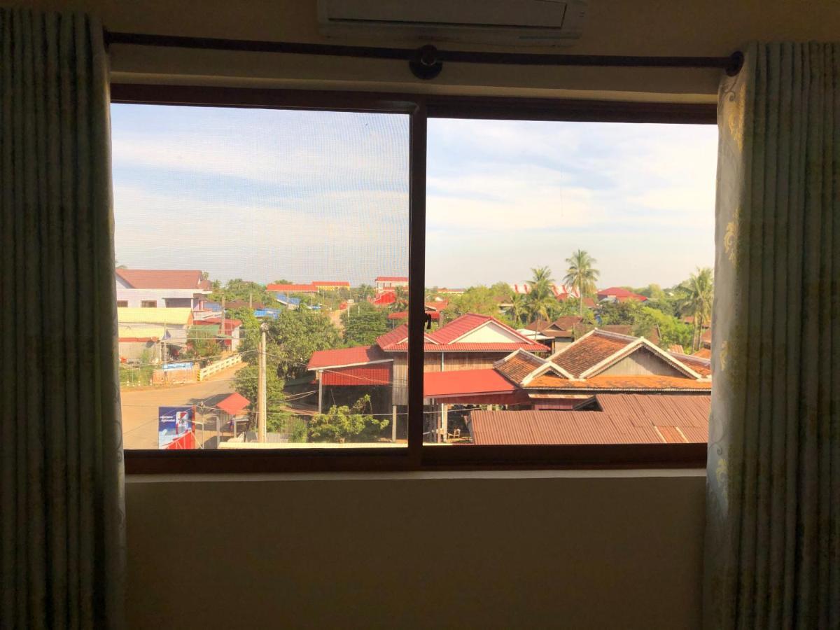 Savet Guesthouse Stoeng Treng Екстериор снимка
