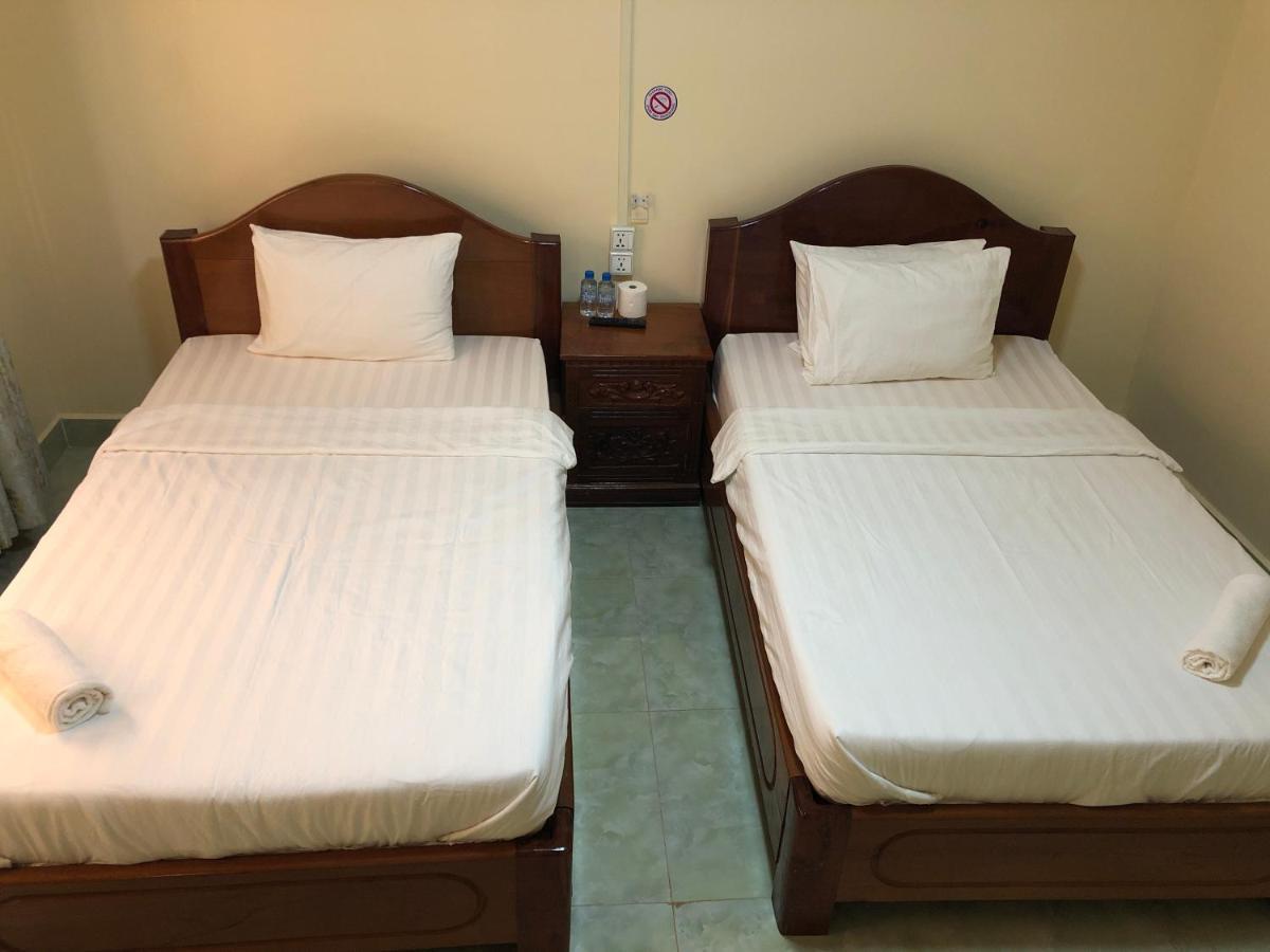 Savet Guesthouse Stoeng Treng Екстериор снимка